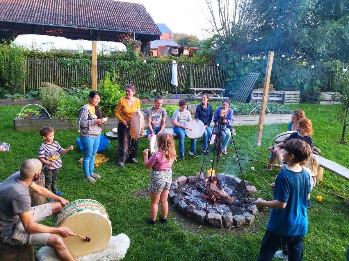 Heers De Smishoeve Met Kinderpret, Dieren En Wellness מראה חיצוני תמונה